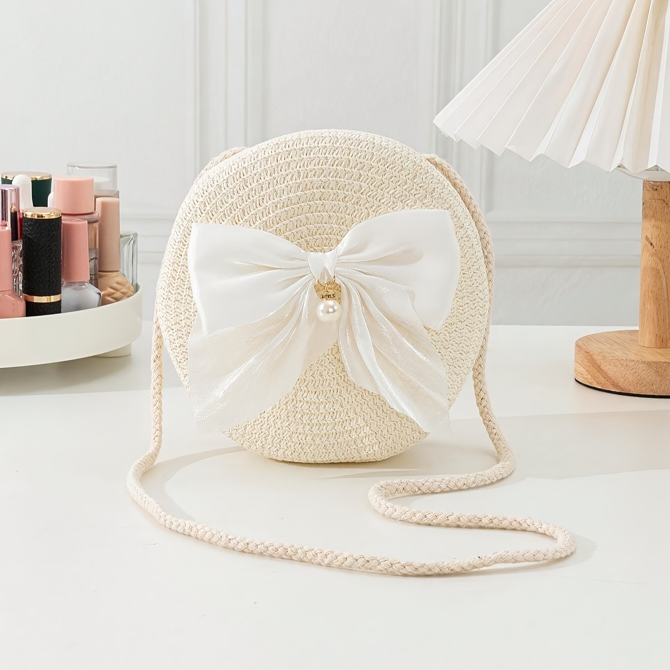 Elegant Round Straw Crossbody  - Interior Design Style avis et prix