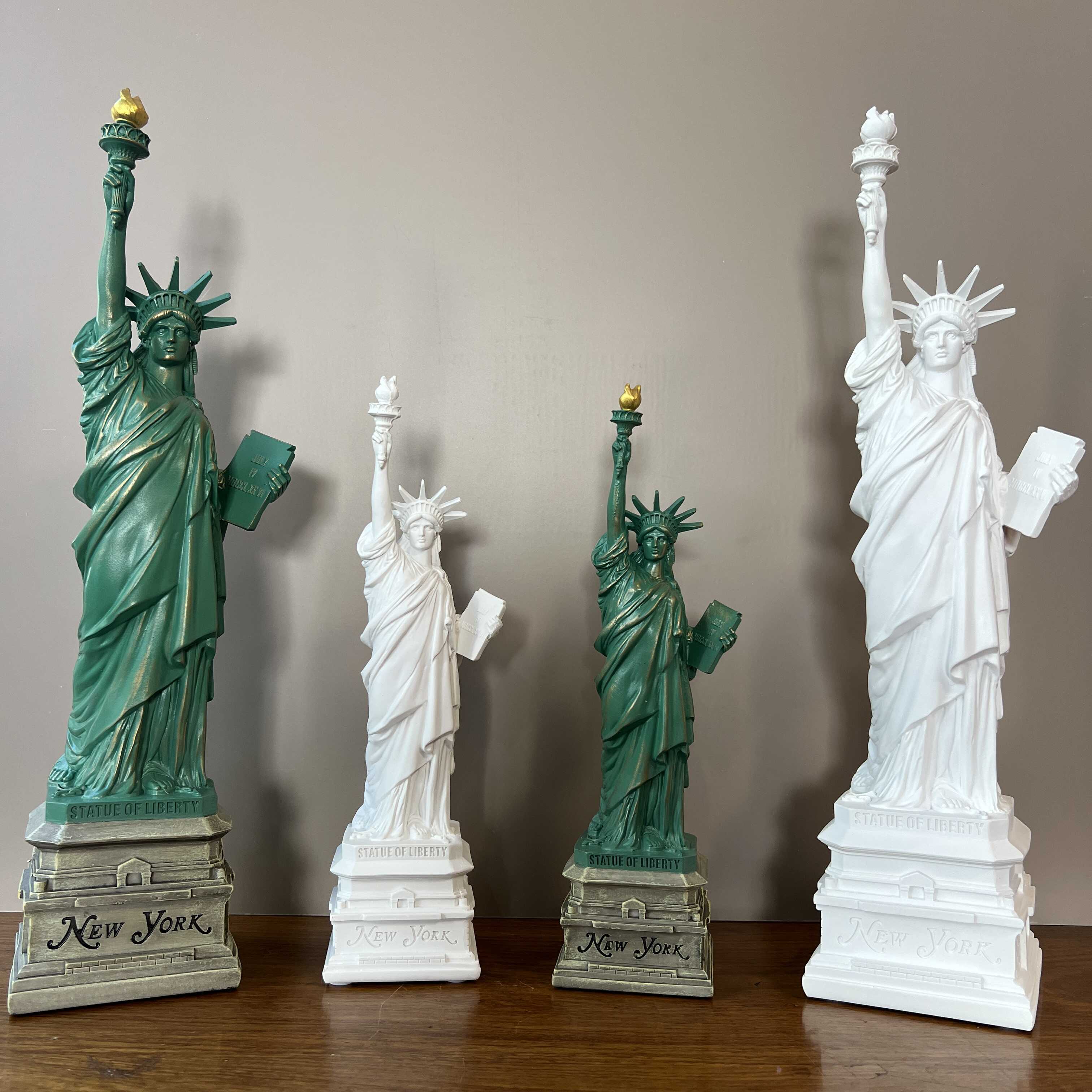 YuryFvna Statue of Liberty Mod - Interior Design Apartment avis et prix