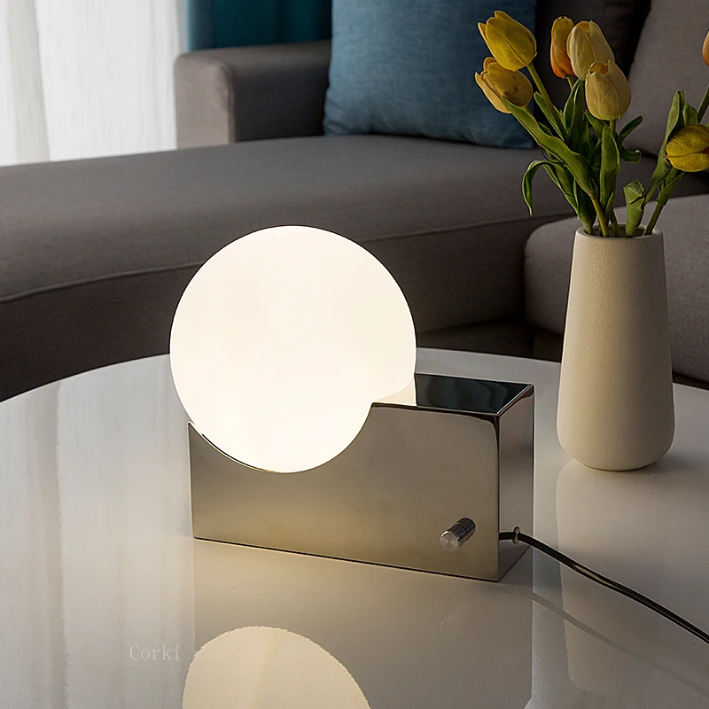 Nordic Dimmable LED Desk Table - Interior Design Ideas avis et prix