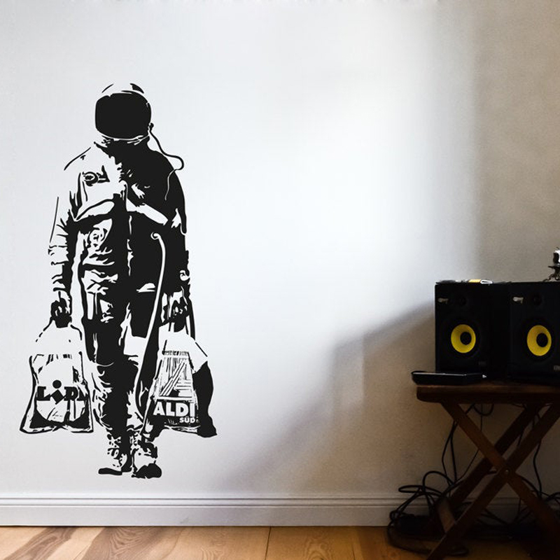 Wall Decal BANKSY ASTRONAUT St - Interior Design With Wallpaper avis et prix